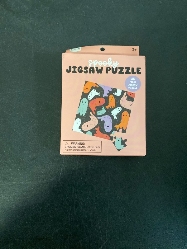 Photo 1 of 25 piece spooky jigsaw puzzle 
