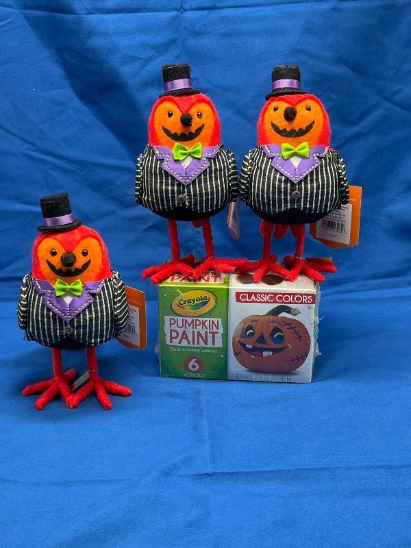 Photo 1 of Featherly Friends 'Gourdon' Felt Bird Halloween Decorative Figurine - Hyde & EEK! Boutique + pumpkins paint 
