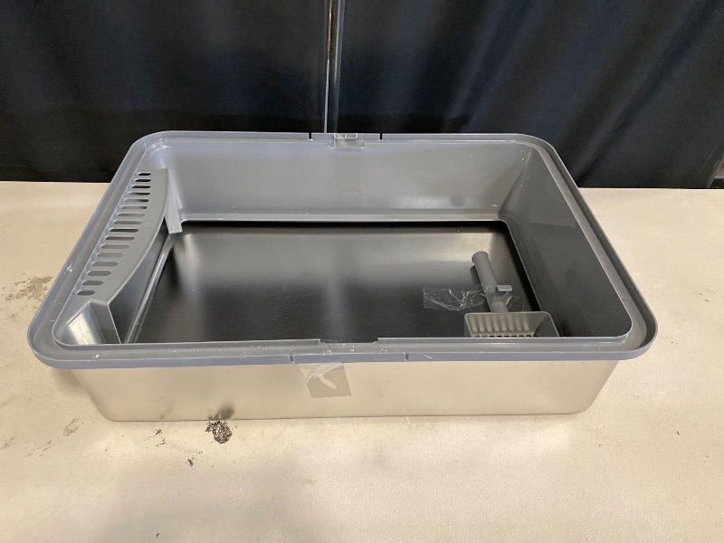 Photo 1 of 28" Extra Large XXL Stainless Steel Cat Litter Boxes with Lid Metal Cat Litterbox Pan for Big Cats and Multiple Cats, Anti-Leakage, Easy Cleaning, Include Scoop