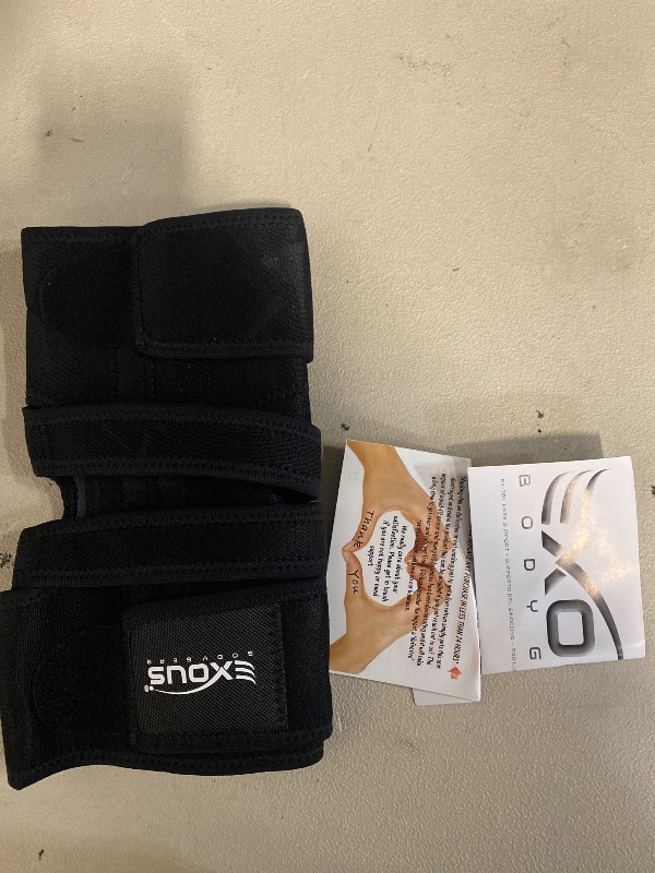 Photo 1 of Medium Knee Brace Meniscus Tear Support For Arthritis Acl, Mcl Pain Patented 4-way Adjustable Wraparound Strap Dual Side Stabilizer For Patella Stability Size 