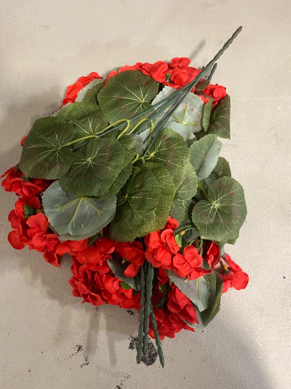 Photo 1 of 6 Bundles Artificial Flowers for Outdoors, Faux Geraniums Artificial Flowers Realistic, Faux Plants Outdoor UV Resistant for Garden Patio Porch Window Box Home Indoor Outdoor Decor (6, Red)