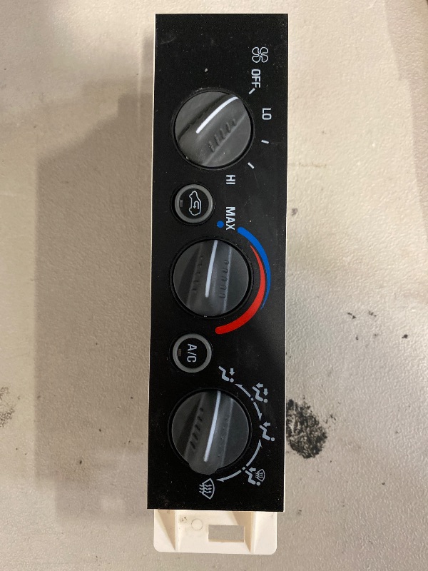 Photo 1 of AC Heater Panel Climate Control Module Switch for Chevy GMC C1500 C2500 C3500 K1500 K2500 K3500 Truck 1996 1997 1998 1999 2000 2001 2002 Without Rear Window Defogger 16231175 9378815 15-72548 599-007