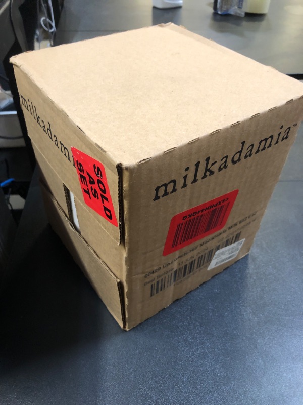 Photo 2 of milkadamia Macadamia Milk, Unsweetened - 32 Fl Oz (Pack of 6) Unsweetened 32 Fl Oz (Pack of 6) (BB 13JUN2024)