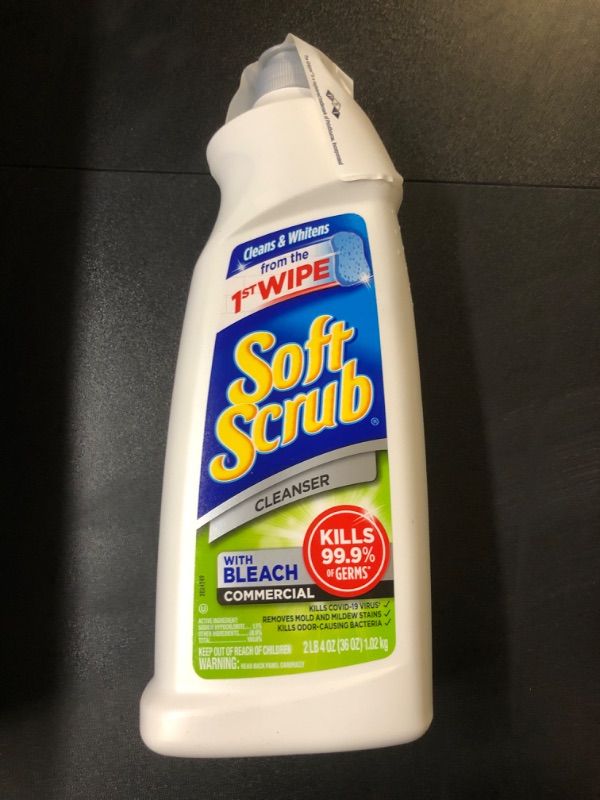 Photo 2 of Soft Scrub 36 oz. Cleanser with Bleach