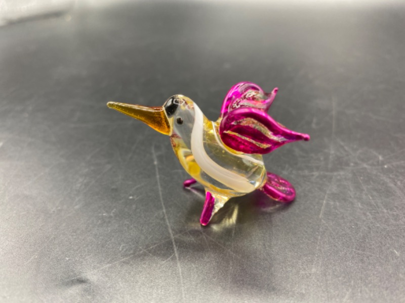 Photo 2 of Toucan Miniature Tiny Hand Blown Glass Art Figurines Animals Bird Collectible Gift Decorate (Amber Violet)
