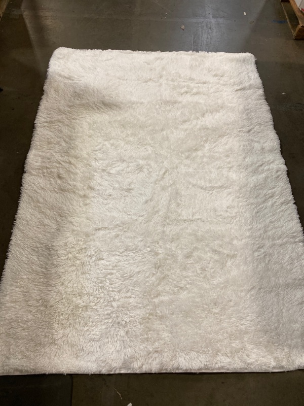 Photo 2 of M Fluffy Shag Bedroom Rug, 4x6 Feet White Area Rugs for Living Room Nursery Bedside, Fuzzy Plush Dorm Rug for Girls Kids, Furry Carpet for Indoor Modern Soft Home Decor
