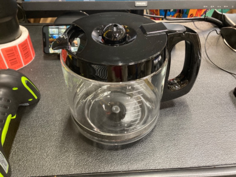 Photo 2 of 14-Cup Coffee Maker Carafe Replacement Compatible with Cuisinart Coffee Maker DCC-2200RC. DCC-2200, DCC-2600, DCC-2800, DCC-3200, and DCC-3200P1