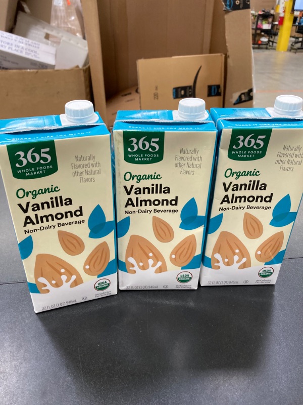 Photo 2 of 365 by Whole Foods Market, Organic Vanilla Almond Milk, 32 Fl Oz (Pack of 3)//EXP AUG 30.24