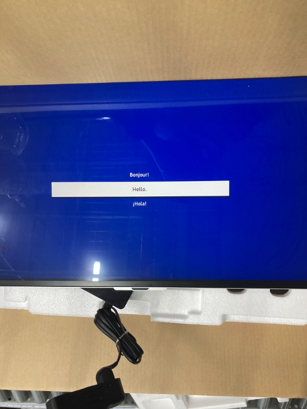 Photo 8 of Samsung - 27" ViewFinity S9 5K IPS Smart Monitor with Matte Display, Thunderbolt 4 and SlimFit Camera. - Silver