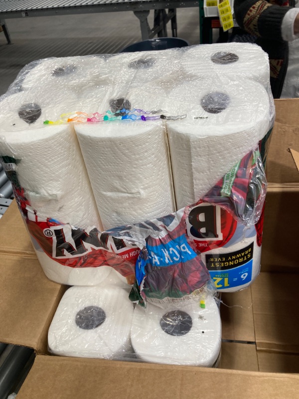 Photo 1 of Brawny Pick-A-Size Paper Towels, 12 Double Rolls = 24 Regular Rolls, 2 Sheet Sizes (Half or Full), Strong Paper Towel For Everyday Use
