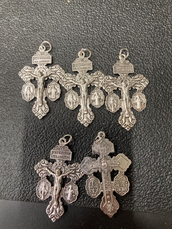 Photo 2 of Catholic Crucifix for Rosary Making Bulk Pack of 5,Cruz Del Perdon Catolica Crucifix with St Benedict Medal and Milagrosa Medal,Pardon Crucifix Rosary Parts for Rosaries Catholic,Crucifijos Catolicos