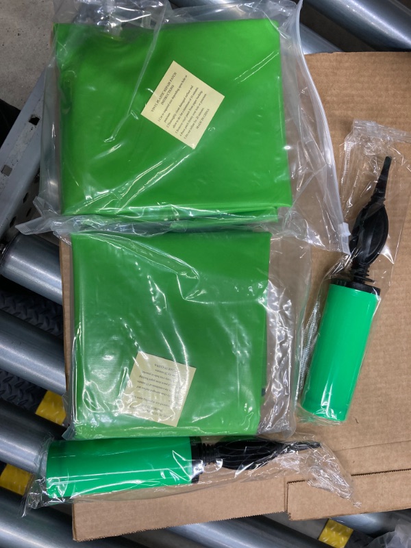 Photo 1 of ***Bundle of 2***3 Pcs 27 Inch Saint Patrick's Day Inflatable Decoration PVC Shamrock Balls with Pump Irish Clover Inflatable Decoration Blow up Decorations for Outdoor Front Door Yard Garden Lawn