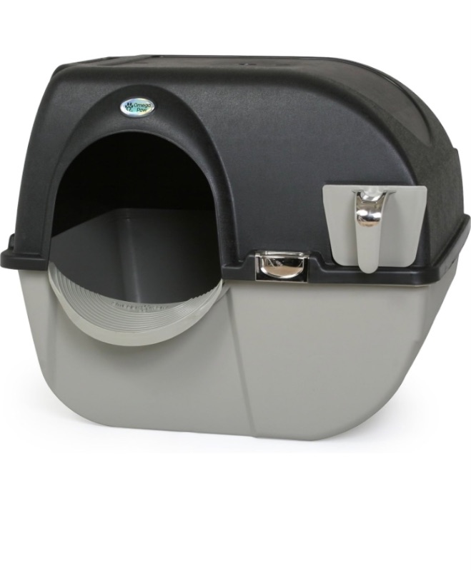 Photo 1 of ***Needs to be cleaned ***Omega Paw Elite Self Cleaning Roll 'n Clean Litter Box, Midnight Black, Large (EL-RA20-1)