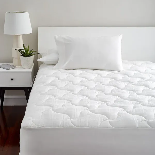 Photo 1 of Queen Size Valuxe Heated Mattress Pad Cover