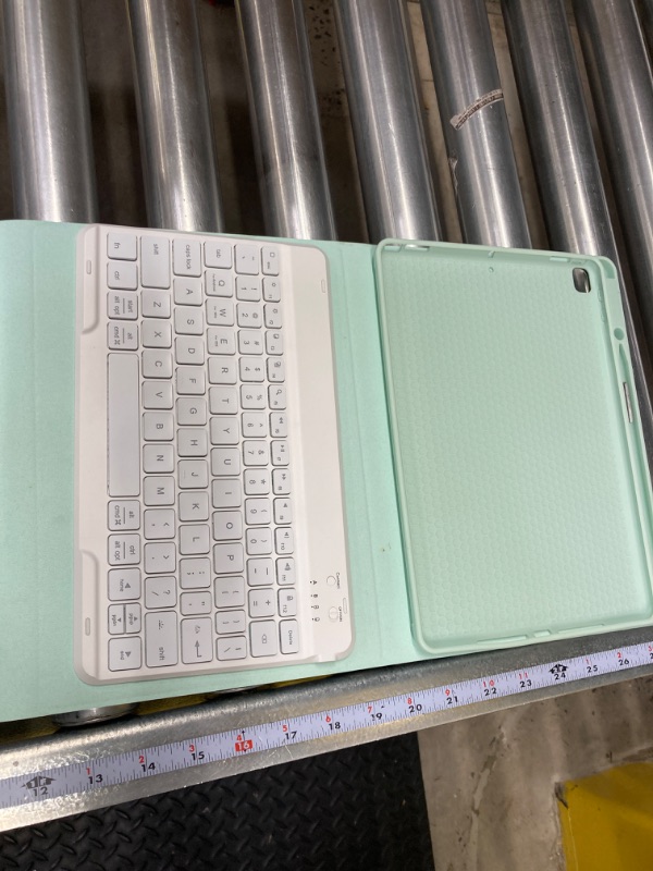 Photo 6 of iPad 10.2'' 9th/8th/7th Generation Case with Keyboard, 7-Color Backlit Detachable Bluetooth Keyboard and Pencil Holder, for 2021, 2019, Air 3rd, Pro 10.5'', Green
