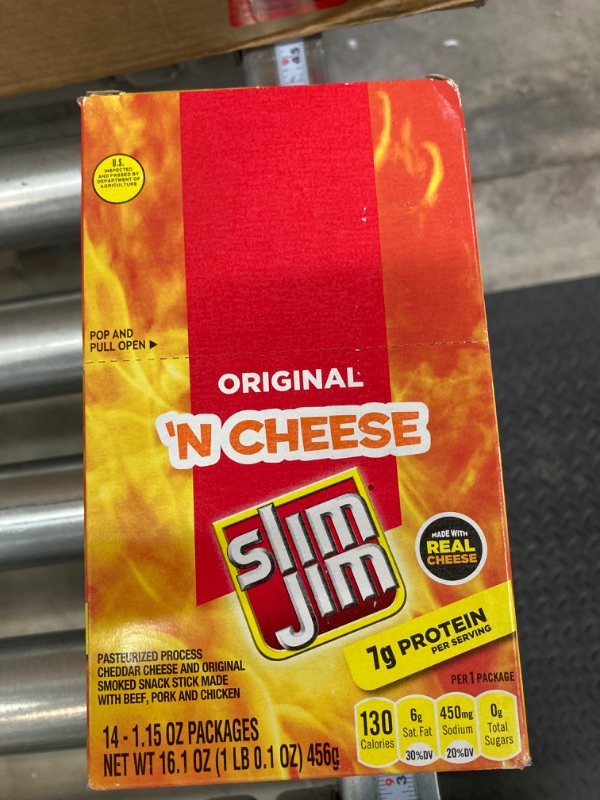 Photo 3 of ***EXP june 25 2024 *** Slim Jim Original Beef Snack Stick 'N Cheese, 1.5 oz. Snack 14-Count