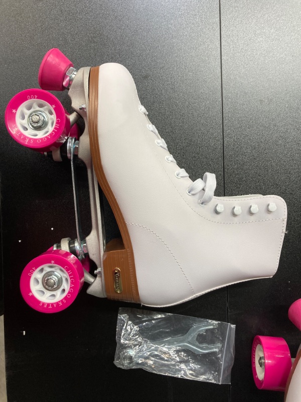 Photo 4 of 
CHICAGO Women's and Girl's Classic Roller Skates - Premium White Quad Rink Skates 10