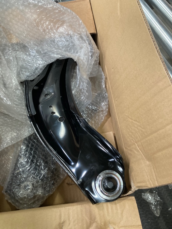 Photo 3 of AUQDD 2Pc Suspension (For Submodel:S and SV) Front Lower Control Arm and Ball Joint Assembly Compatible With 14-20 Nis-san Rogue,17-22 Rogue Sport (Replace # K623110 K623111 545014BA0A 545005HA0A)