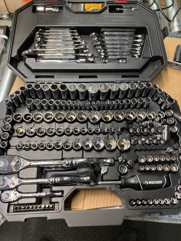 Photo 4 of 
Mechanics Tool Set (194-Piece)