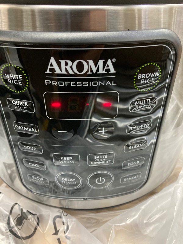 Photo 3 of Aroma Housewares ARC-5200SB 2O2O Model Rice & Grain Cooker, Sauté, Slow Cook, Steam, Stew, Oatmeal, Risotto, Soup, 20 Cup 10 Cup uncooked, Stainless Steel