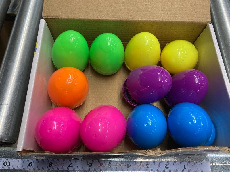 Photo 2 of *ONE ORANGE EGG IS MISSING* 12 Pack 3" Large Easter Eggs Filled Stem Building Toys Easter Basket Stuffers 6 in 1 Transform Animal Building Blocks Easter Party Favors Gifts for Kids Toddlers Boys Girls Teens Easter Eggs Hunt