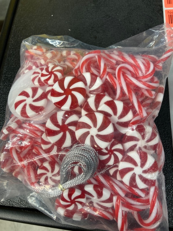 Photo 3 of 120Pcs Candy Cane Decorations Plastic Candy Cane Tree Hanging Decoration Candy Cane Ornament for Tree Decor Home Indoor Outdoor Party Favor, (Red and White)