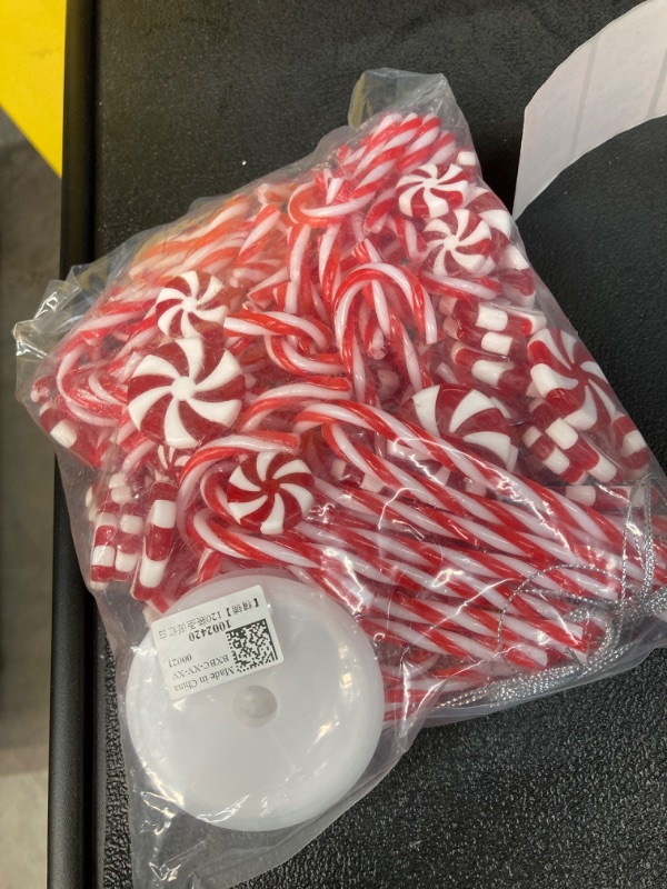 Photo 3 of 120Pcs Candy Cane Decorations Plastic Candy Cane Tree Hanging Decoration Candy Cane Ornament for Tree Decor Home Indoor Outdoor Party Favor, (Red and White)