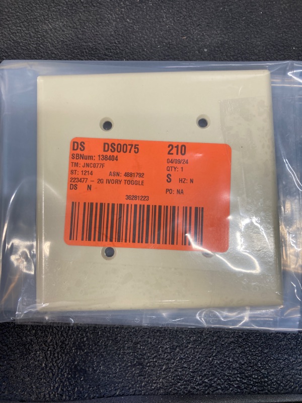 Photo 1 of ***SEE NOTES***    Leviton 86009 2-Gang Toggle Device Switch Wallplate, Standard Size, Thermoset, Device Mount, Ivory