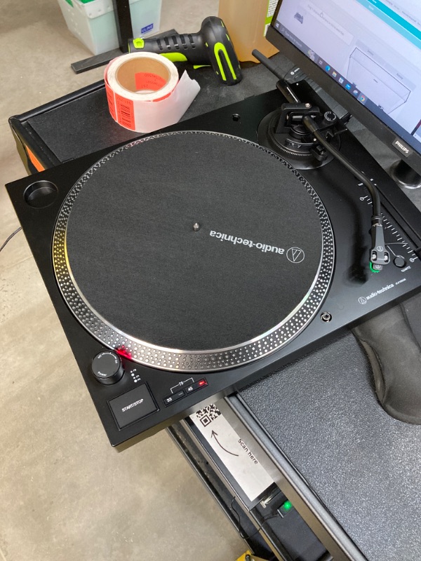 Photo 2 of Audio-Technica AT-LP120XUSB-BK Direct-Drive Turntable (Analog & USB), Fully Manual, Hi-Fi, 3 Speed, Convert Vinyl to Digital, Anti-Skate and Variable Pitch Control Black