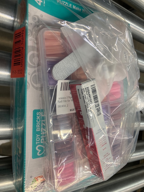 Photo 1 of (BUNDLE)