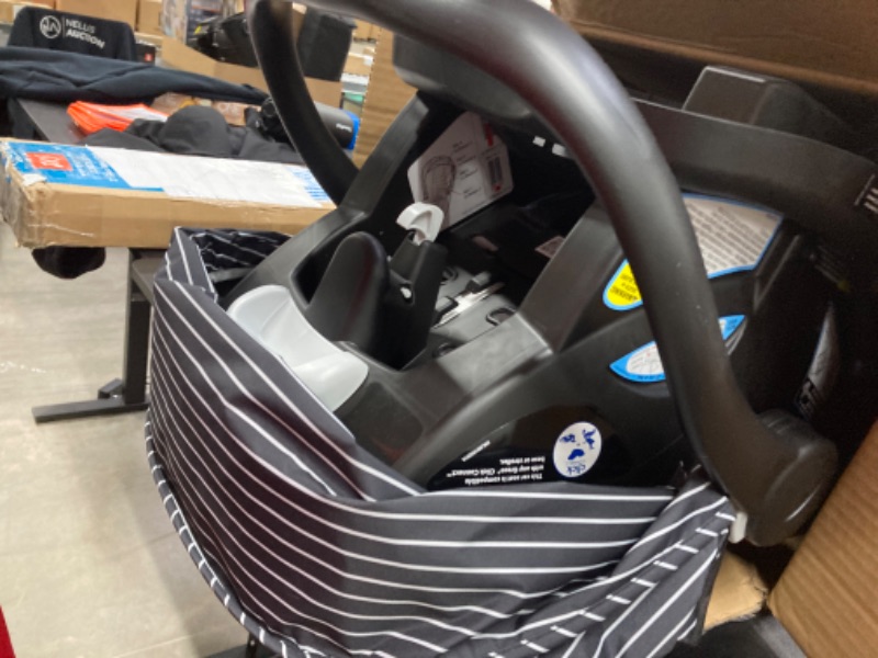 Photo 1 of Graco SnugRide 35 Lite LX Infant Car Seat, Studio SnugRide 1 Count (Pack of 1) Studio