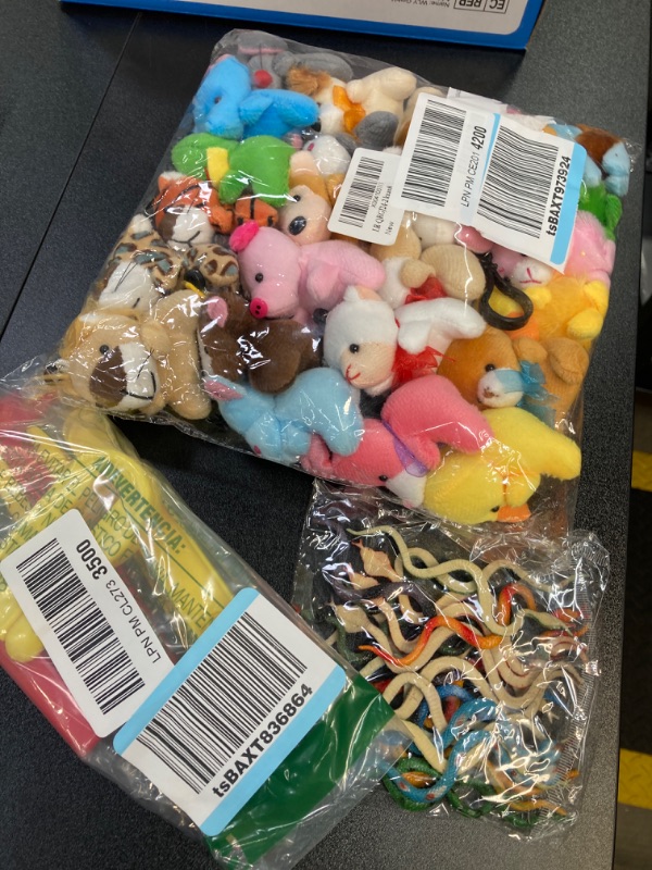 Photo 3 of MISC KIDS TOY BUNDLE///NO RETURNS AS IS 