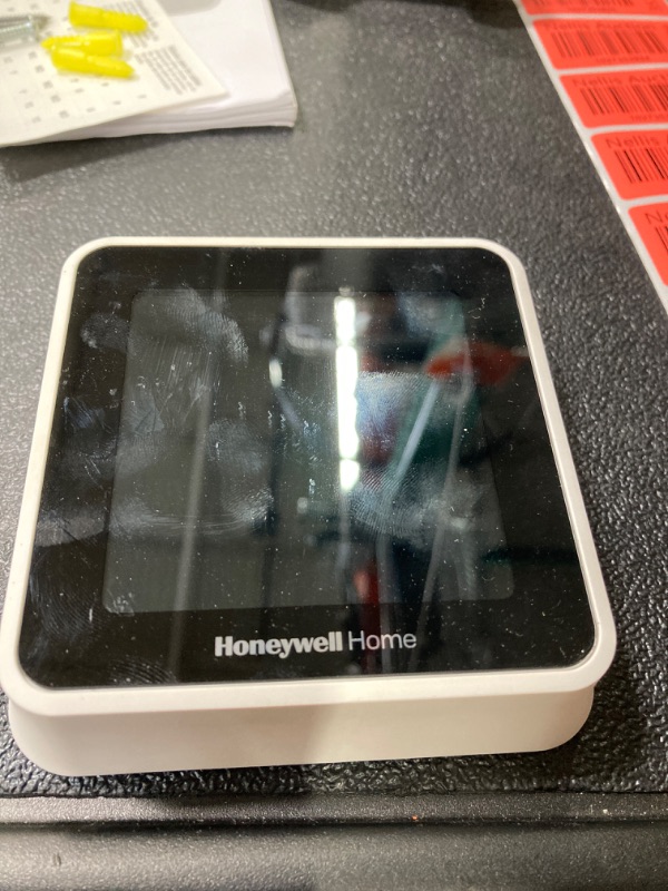 Photo 3 of Honeywell Home RTH8800WF T5 Smart Thermostat with Smart Room Sensor + First Alert Onelink Detector and Carbon Monoxide Detector Hardwired Wifi Gen2 + Smoke/CO Hardwired