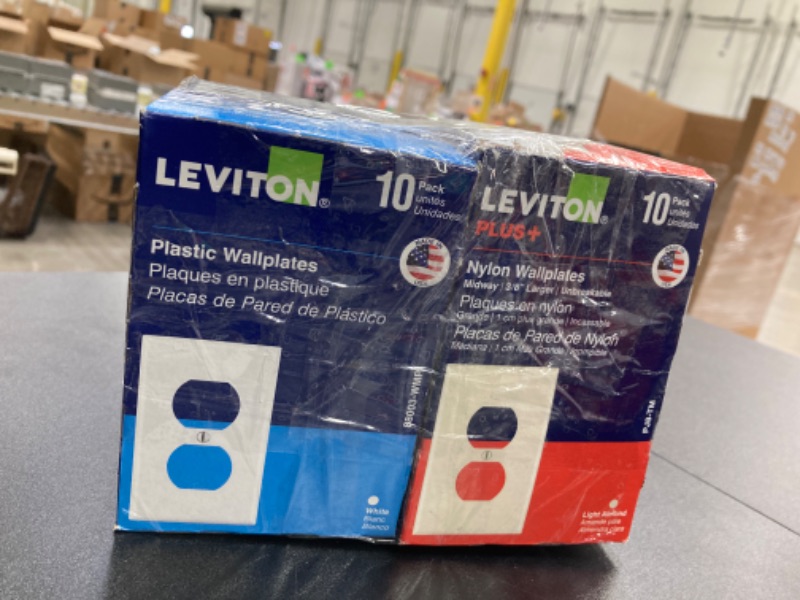 Photo 9 of 18 PACK BUNDLE OF LEVITON WALL PLATES///7 PACK OF WHITE PLASTIC WALLPLATES//11 PACK OF NYLON WALLPLATES