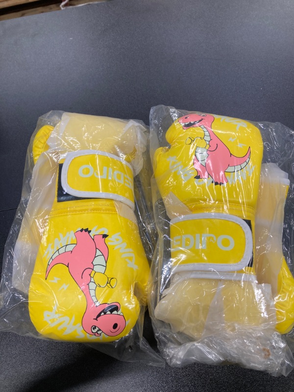 Photo 3 of 2 PACK///Kids Boxing Gloves for Boys and Girls, Youth Boxing Training Gloves for Kids 3-15, 4&6OZ Punching Bag Kickboxing Thai Mitts MMA Training Sparring Gloves Yellow 4OZ