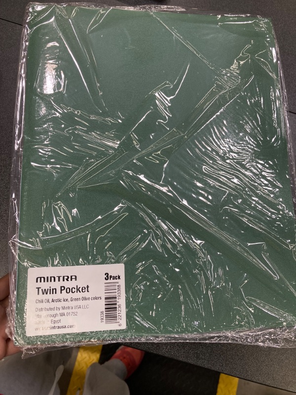 Photo 1 of 5 PACK BUNDLE///Mintra Poly Pocket Folders 3pk - Heavy Duty (Chili Oil/Arctic Ice/Green Olive)