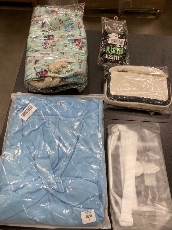 Photo 1 of MISC CLOTHING BUNDLE///VARIOUS SIZES