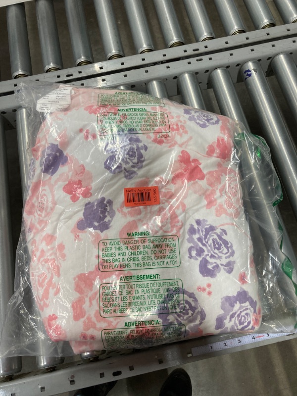 Photo 1 of Reversible Quilt, Baby and Toddler Nursery Blanket, Organic Cotton Shell & Polyester Fill
