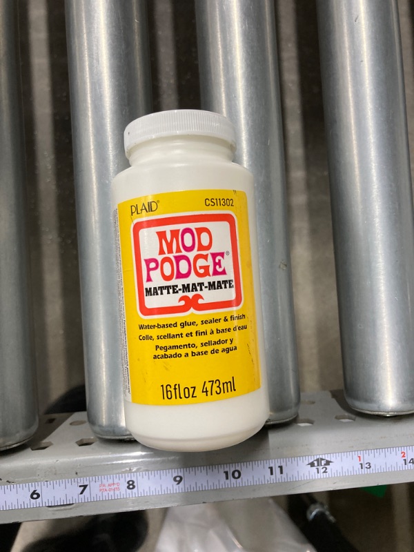 Photo 2 of Mod Podge Matte Finish 16oz