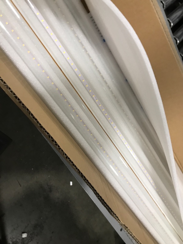 Photo 2 of hykolity 20 Pack 4FT LED T8 Ballast Bypass Type B Light Tube, 18W, 2600lm for Single-Ended & Dual-Ended Connection, 5000K, Clear Lens, T8 T10 T12 Tube Light for G13, 120-277V, UL Listed 5000k Daylight White