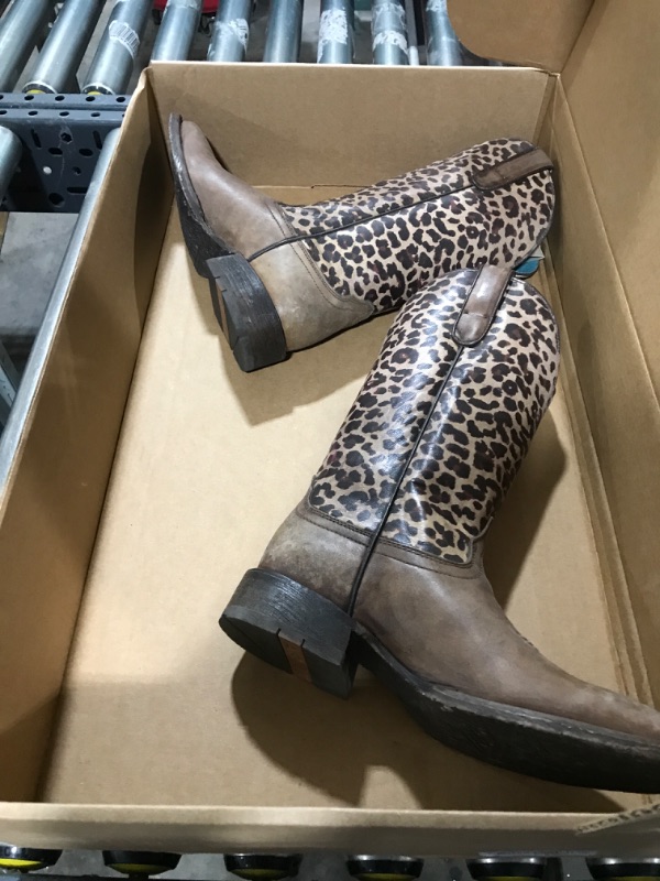 Photo 2 of ARIAT Women's Circuit Savanna Western Boot 8.5 Naturally Distressed Brown/Leopard Print