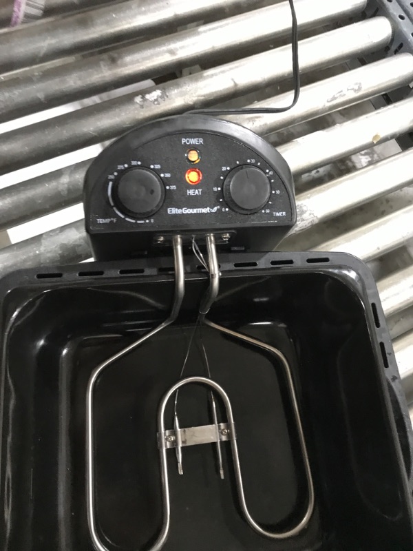 Photo 2 of ELITE GOURMENT EDF -401T ELECTRIC IMMERSION DEEP FRYER 3 BASKETS