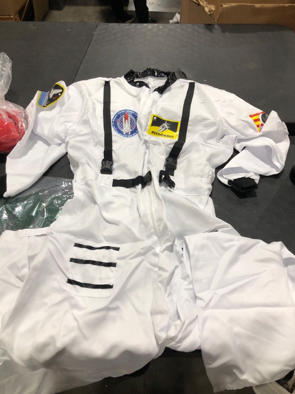Photo 1 of Lehauya Mens Astronaut Costume Spaceman Suit Pilot Flight Suit Prisoner Jumpsuit Halloween Adult Costumes Large Astronaut Suit-white