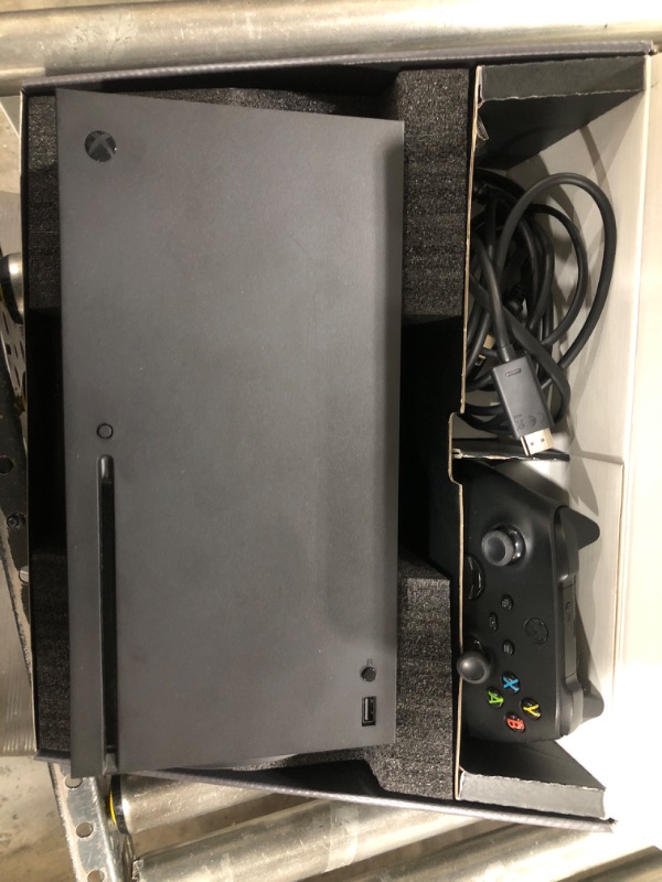 Photo 3 of *FOR PARTS ONLY* Xbox Series X Console (Renewed)