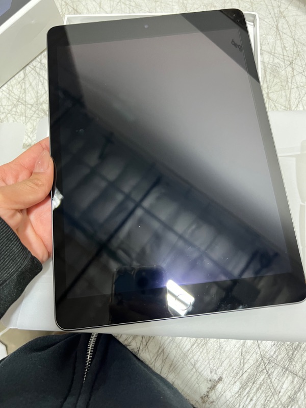 Photo 1 of Apple 2021 10.2-inch iPad (Wi-Fi, 64GB) - Space Gray WiFi 64GB Space Gray