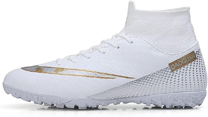 Photo 1 of DAOQUAN Men Soccer Shoe White