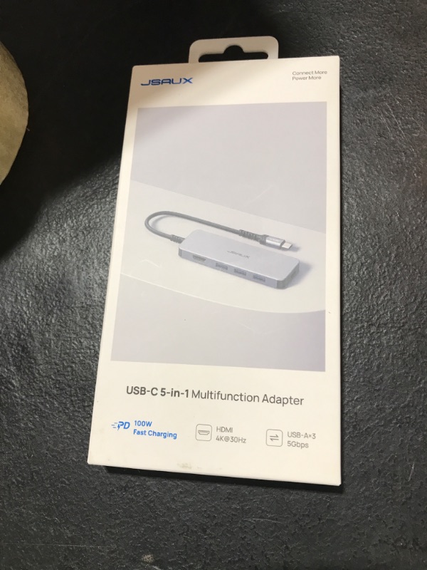 Photo 1 of usb c hub adapter 