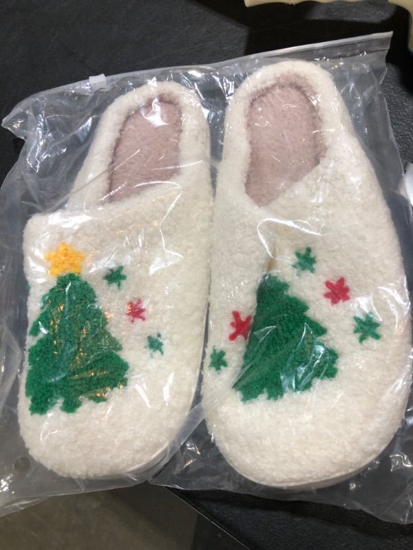 Photo 2 of Christmas Slippers Reindeer Slippers for Women and Men Elk Animal Holiday Slipper Cute Xmas Moose Slippers Indoor Bedroom Fluffy Cartoon Warm Fleece Slippers Winter Soft Cozy Home Non-Slip Soft Plush Slip-on Wool Lined House Shoes Christmas Tree 7-8