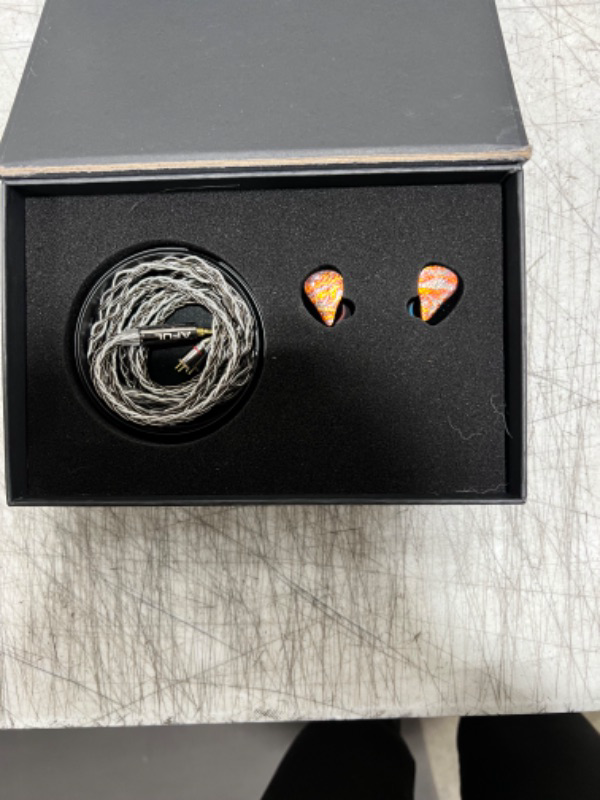 Photo 3 of AFUL Acoustics Performer 5 Hybrid Drivers in-Ear Monitors, 1DD + 4BA in-Ear Earphones IEMs (4.4mm Plug)