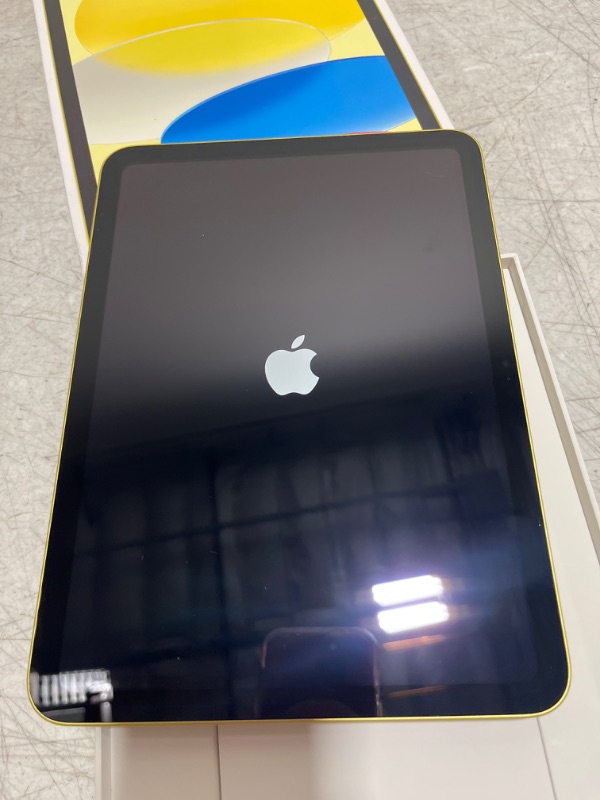 Photo 4 of Apple iPad (10th Generation): with A14 Bionic chip, 10.9-inch Liquid Retina Display, 64GB, Wi-Fi 6, 12MP front/12MP Back Camera, Touch ID, All-Day Battery Life – Yellow - SEALED OPEN BOX FOR PHOTOS 
